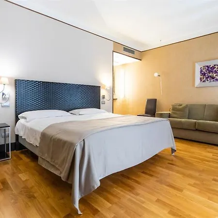 Mh Design Naples