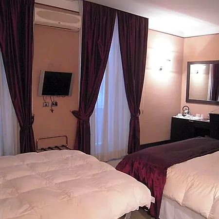 Mh Design Otel 3*