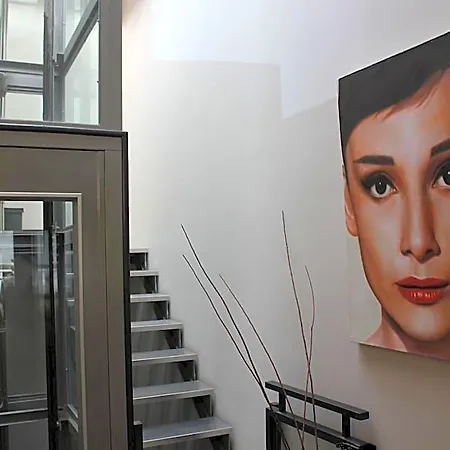 Mh Design Otel 3*