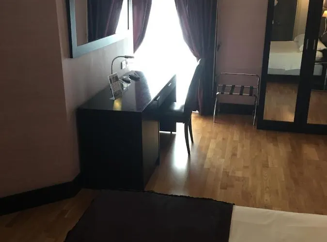 Mh Design 3* Nápoles