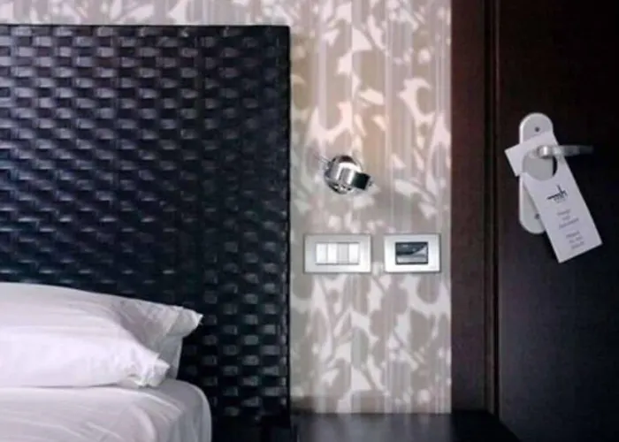 Mh Design Hotel 3*