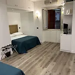 Mh Design 3* Nápoly