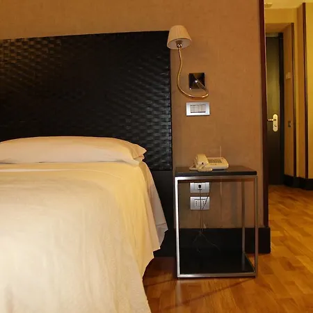 Hotel Mh Design 3*